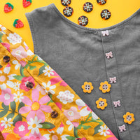 Sarah Hearts - Buttons - Pink Bow - Large