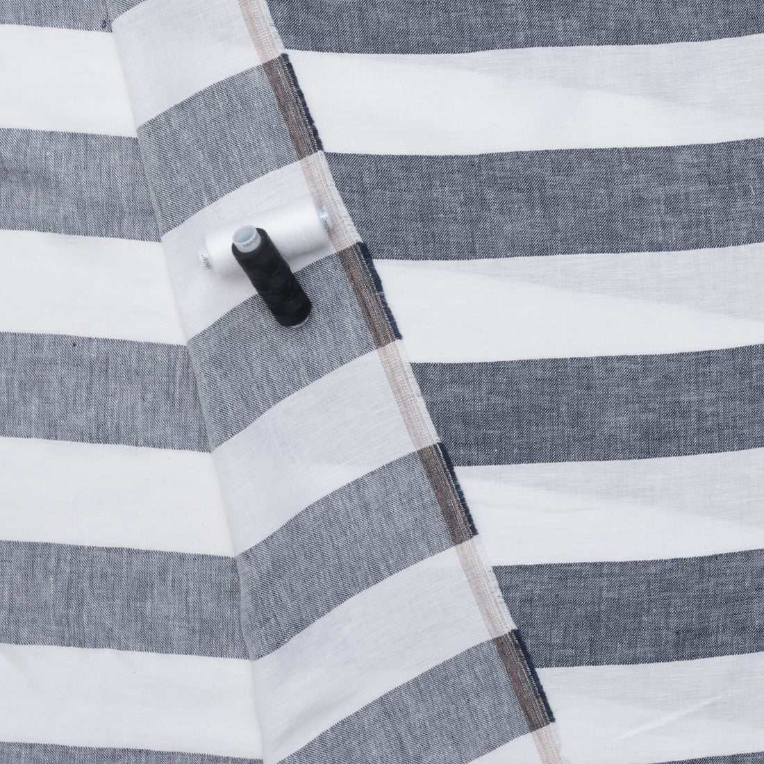 Linen Blend - Utopia - Wide Stripe - Navy White