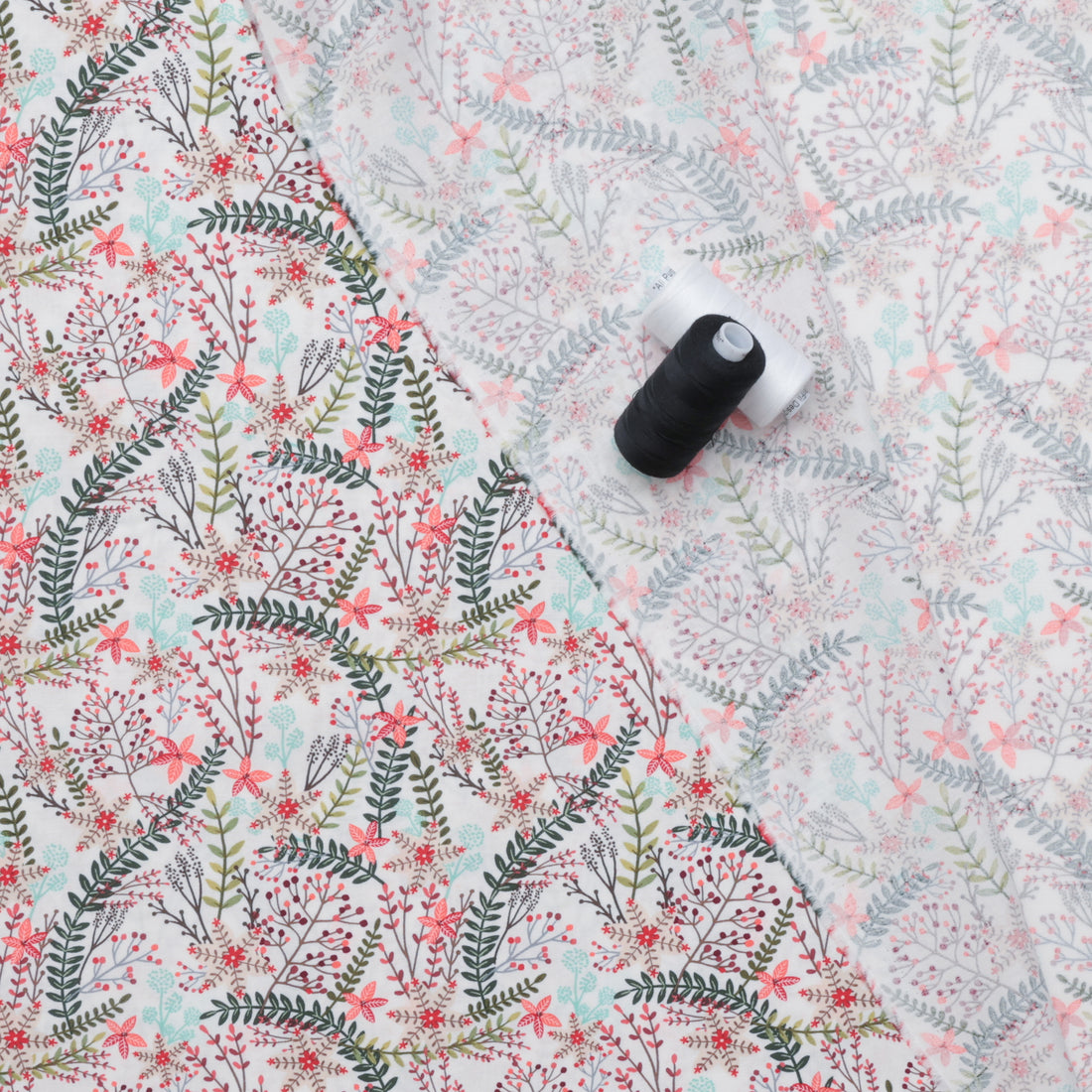 Mia Charro - Cotton - Christmas Cabin - Merry Berries - White