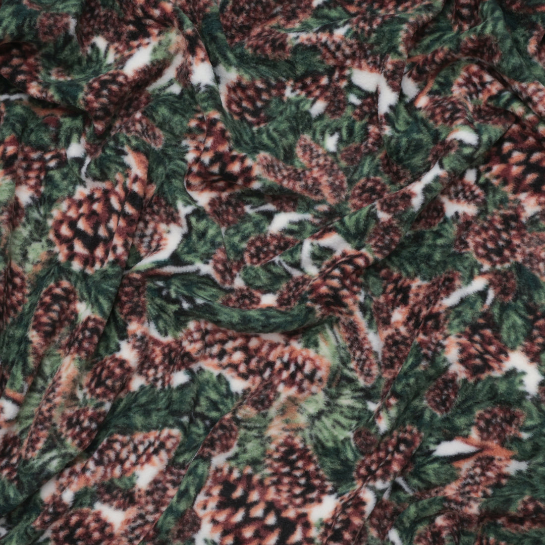 Camelot - Fleece - Pinecones - Multi