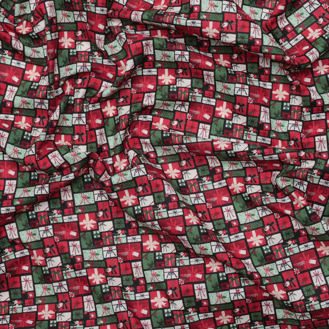 Riley Blake - Cotton - Charming Christmas - Presents - Black