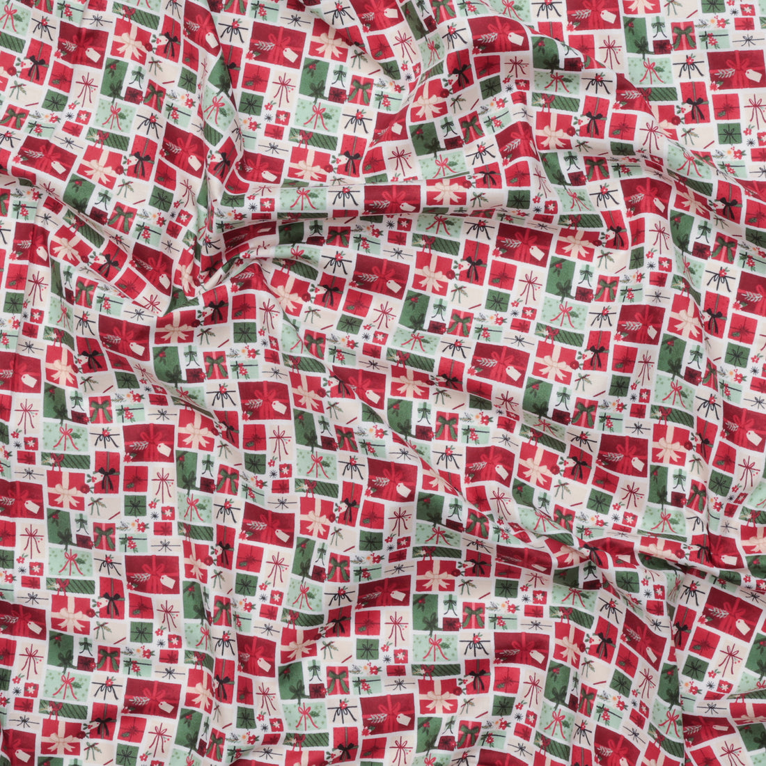 Riley Blake - Cotton - Charming Christmas - Presents - Cloud