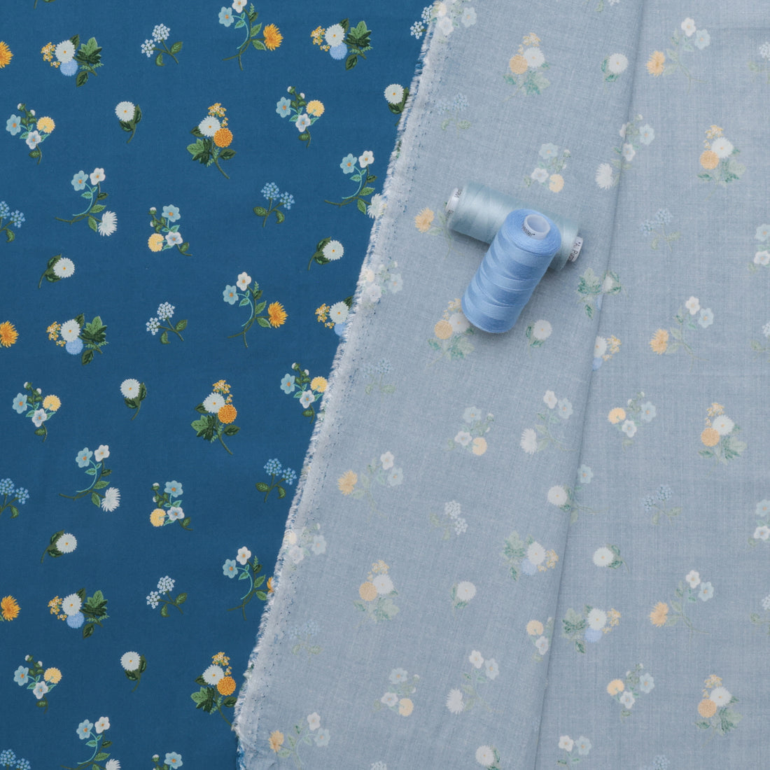 Rifle Paper Co. - Rayon - Dahlia - Ditsy - Navy