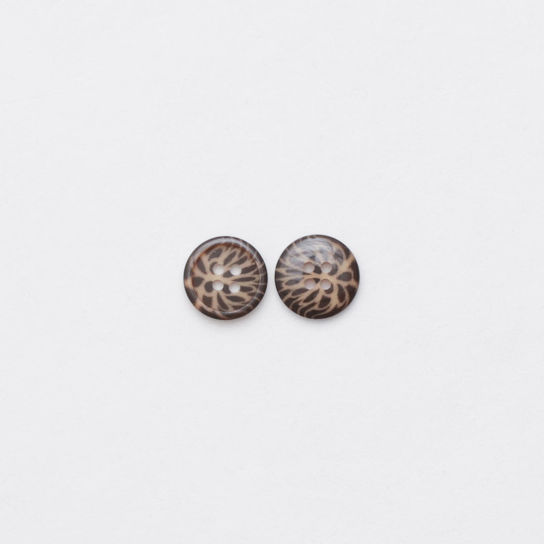 Elan - 4-Hole Button - 15mm - Tan