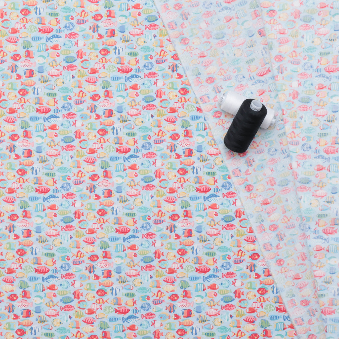 Makower UK - Cotton - Deep Blue Sea - Sea Fish Shoal - Light Blue