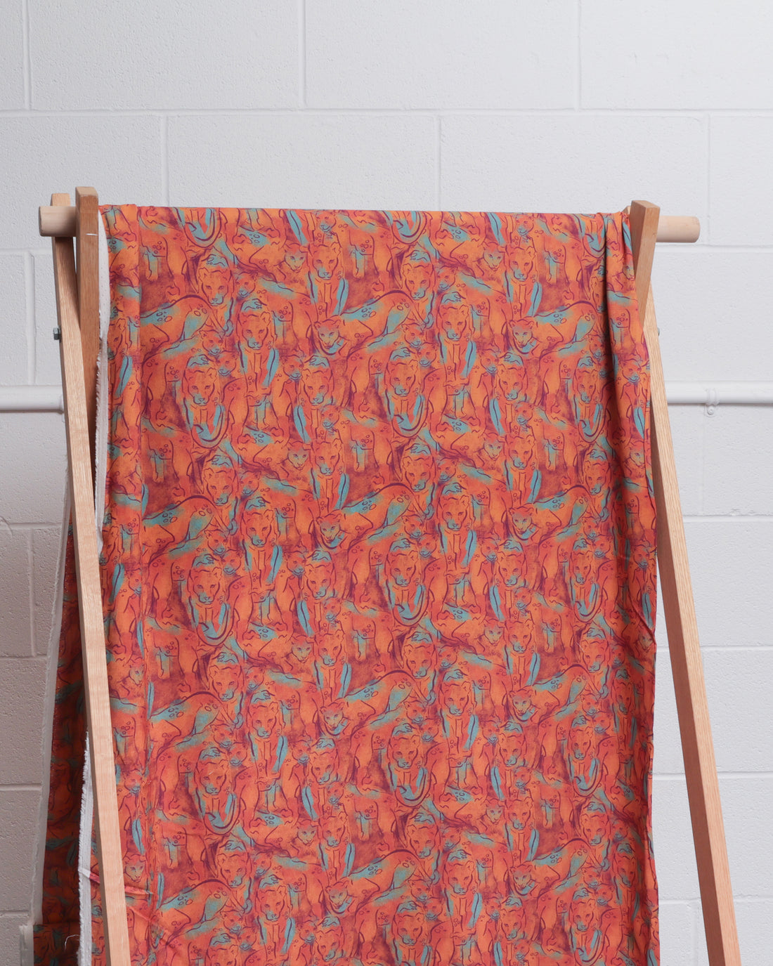 Roo-tid - Viscose - Challis - Fearless