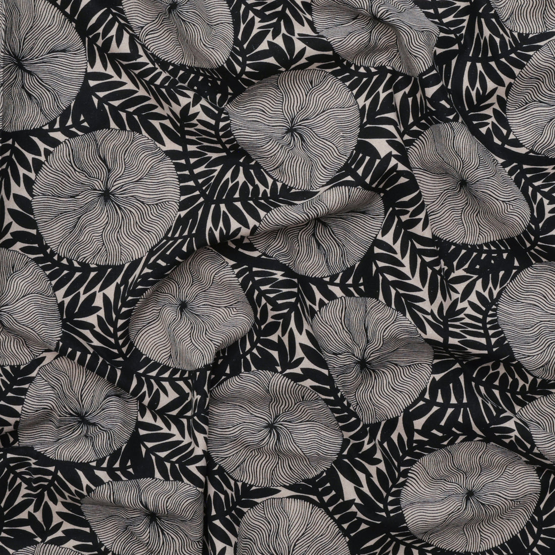 Figo - Cotton Linen - Rhythm & Leaves - Large Floral - Black