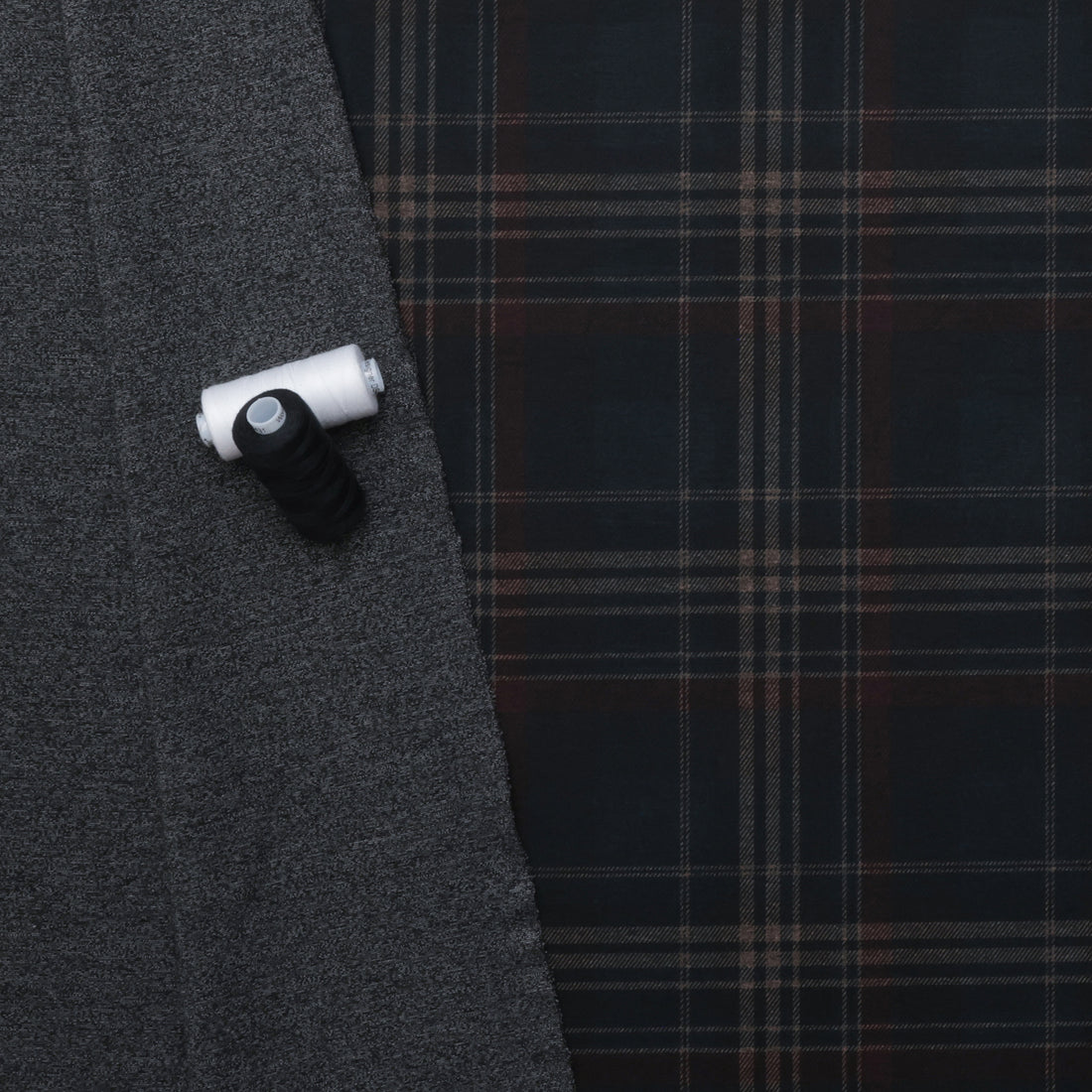 Poly Blend - Ponte De Roma - Plaid - Navy