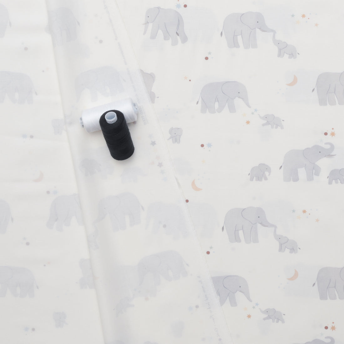 Moda - Cotton - To The Moon And Back - Elephant Baby - Dove