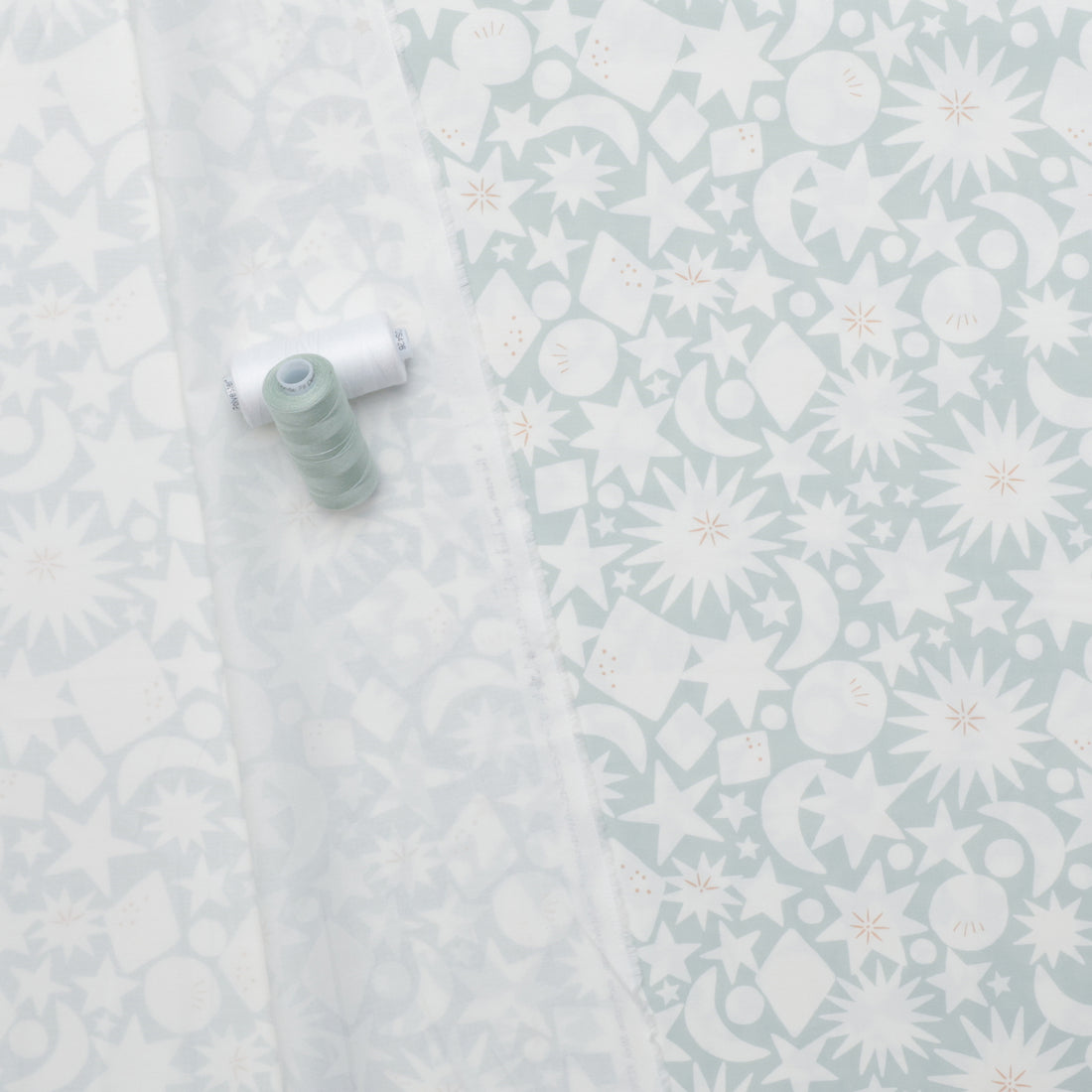 Moda - Cotton - To The Moon And Back - Starbursts - Grass