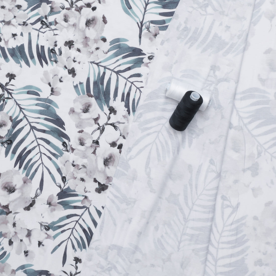 Stof - Viscose - Avalana - Jersey - Flowers - White