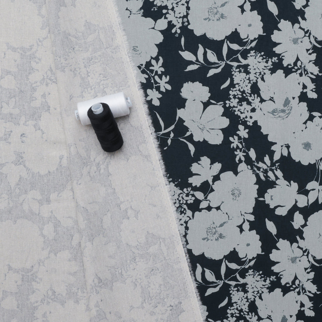 Moda - Mochi Linen - Arabesque - Whisper - Midnight