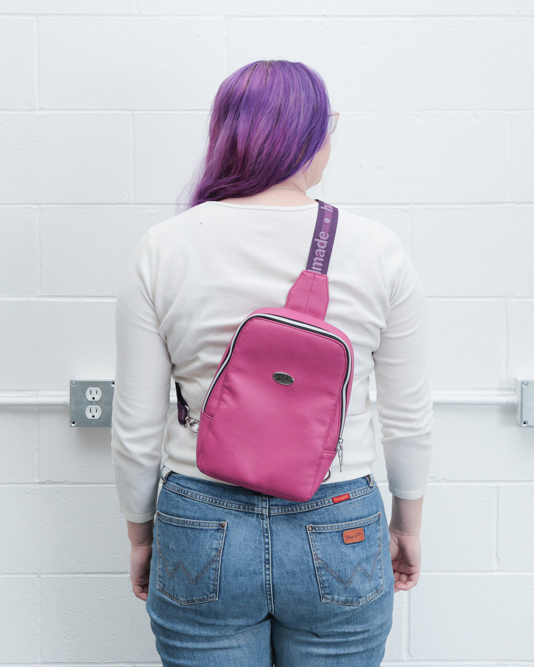 Guest Workshop - Jack Sling Pack with Tara C Sinclair