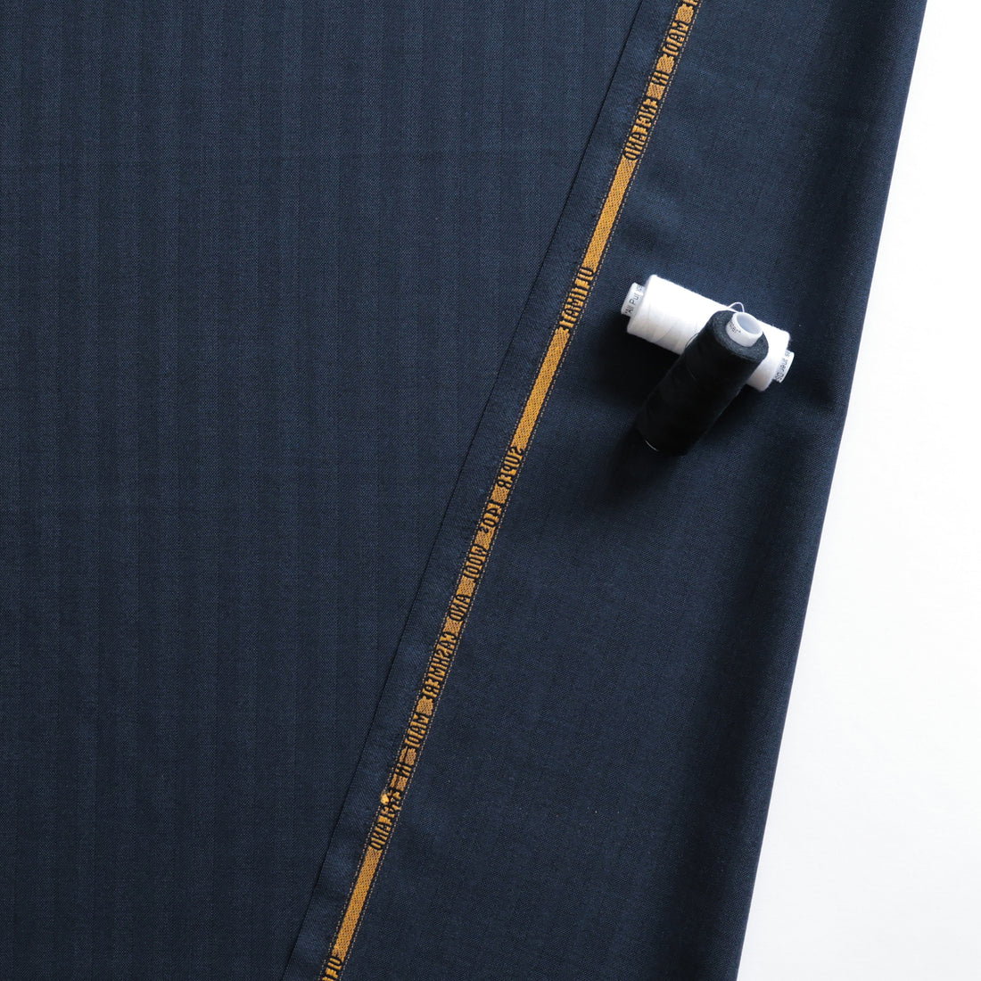 Wool Cashmere - Suiting - - Twill Stripe Navy Black