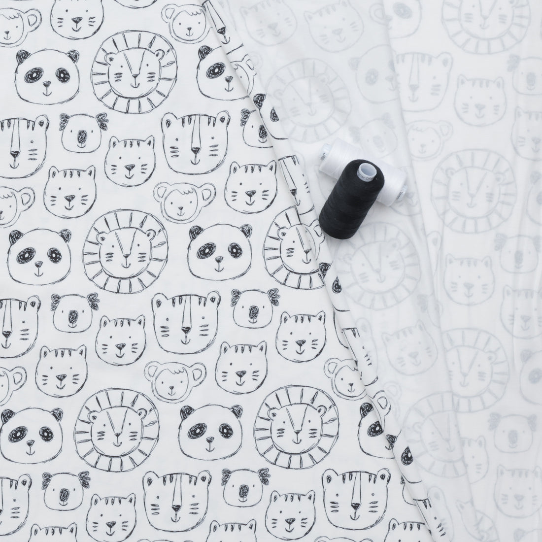 Cotton - Jersey Print - Animals Ivory