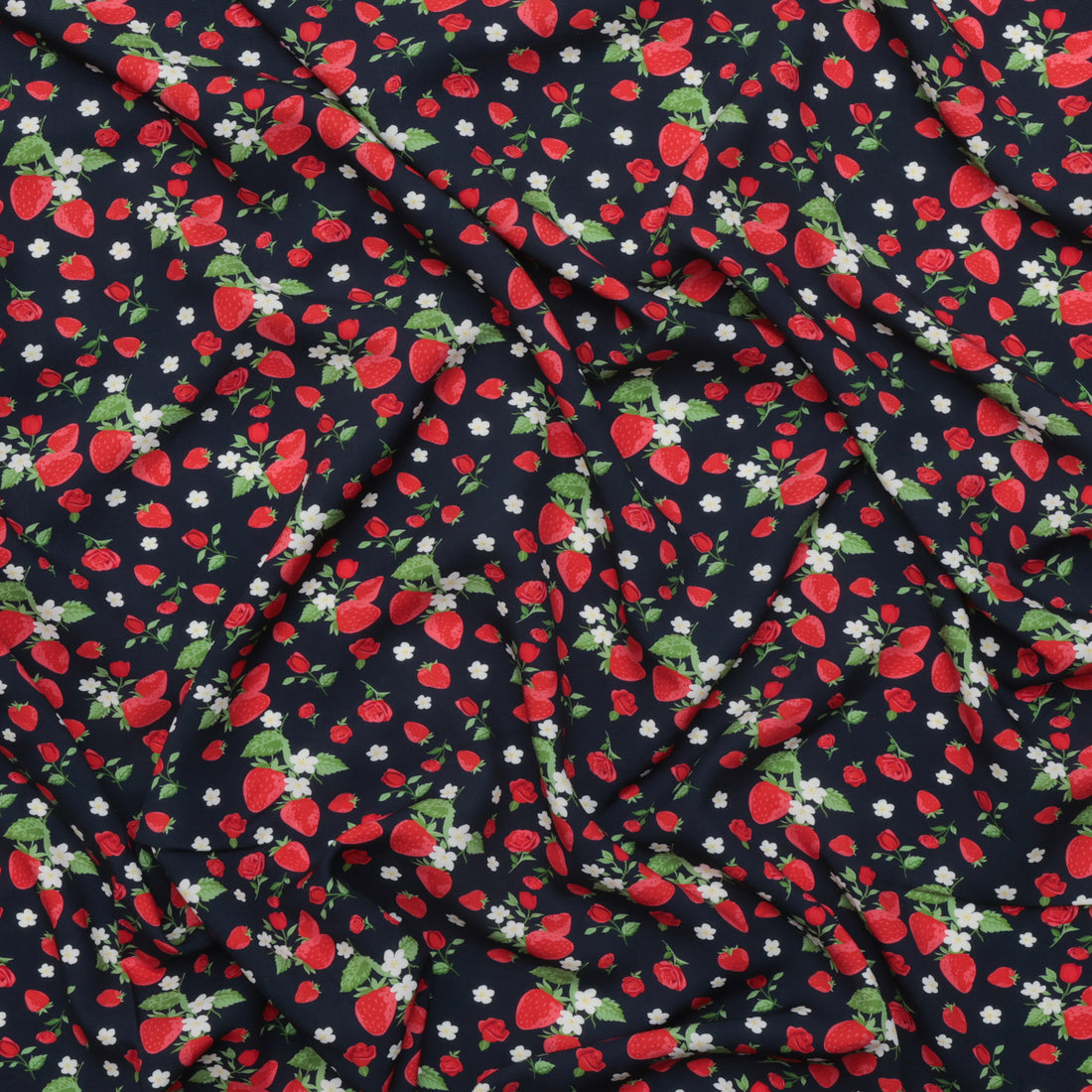 Rayon - Picasso Poplin - Digital Print - Navy Red