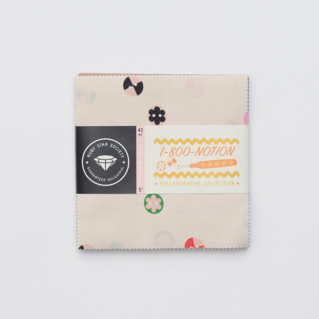 Ruby Star Society - Charm Pack - 1 800 Notion