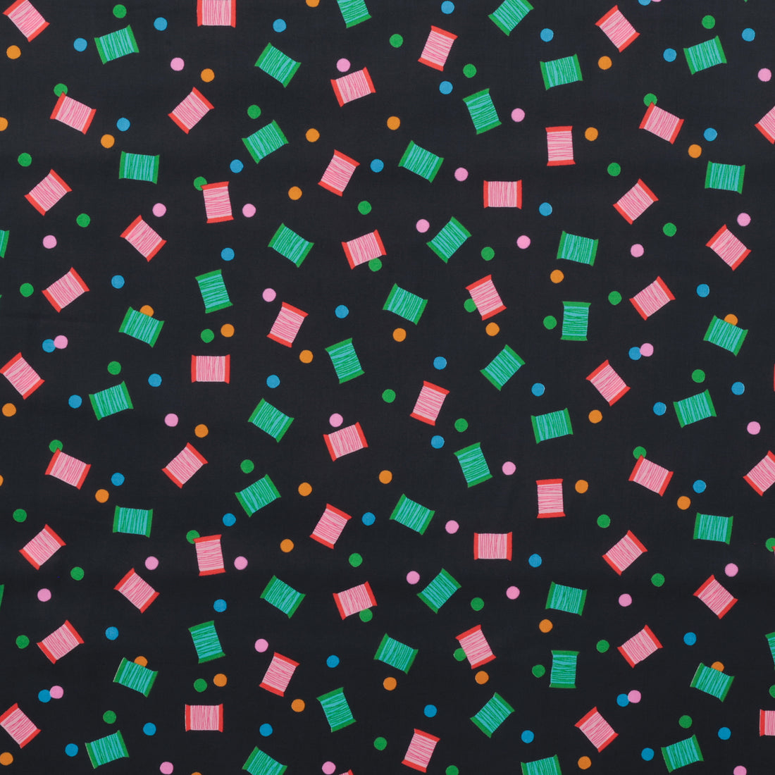Ruby Star - Cotton - 1 800 Notion - Spools - Soft Black