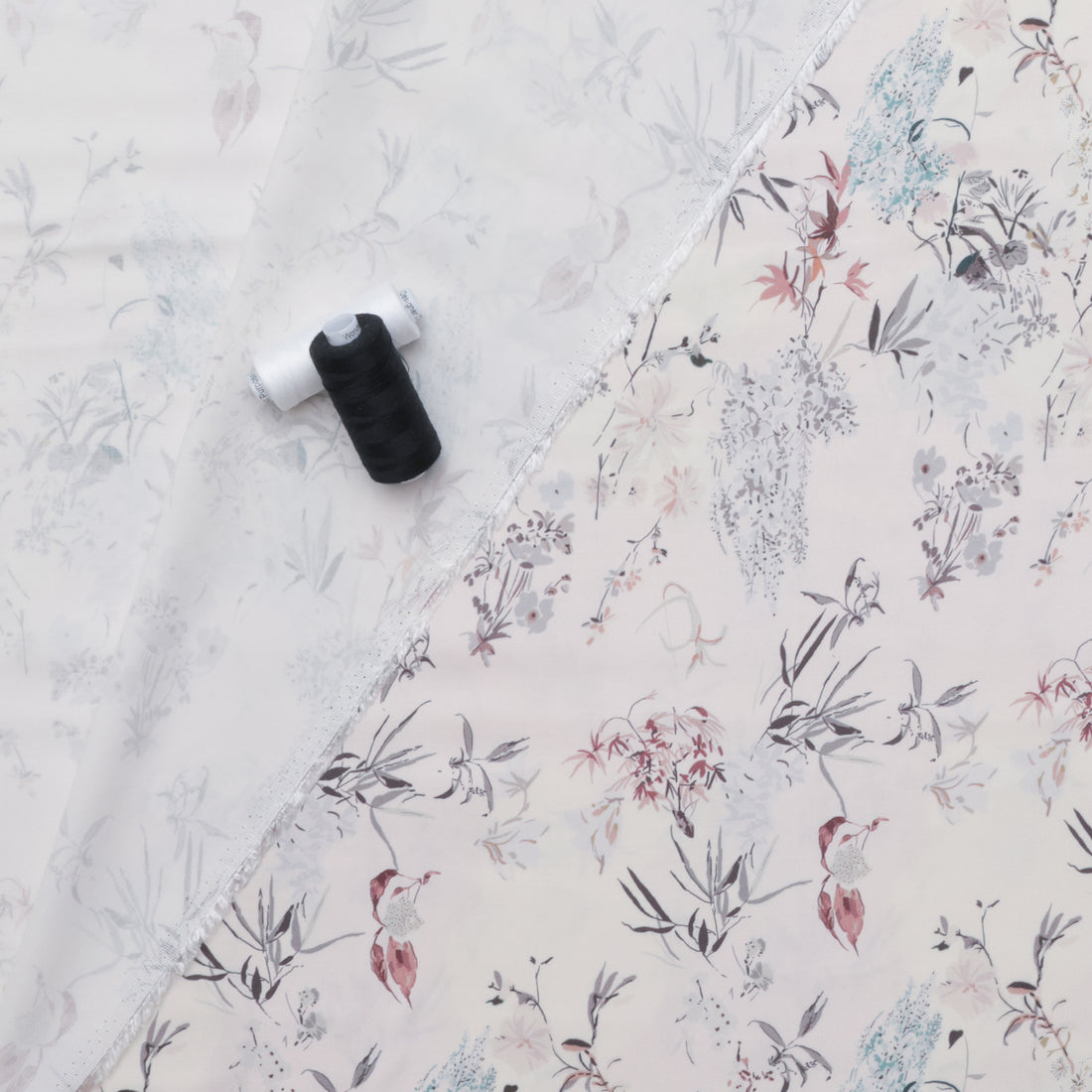Katia - Rayon - Satin Print - Snow Flowers