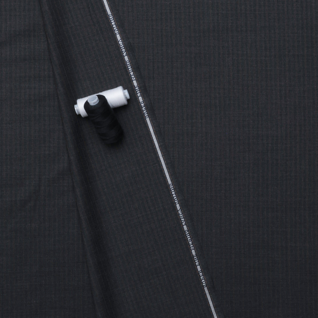 Merino Wool - Suiting - Stripe - Dark Grey Copper