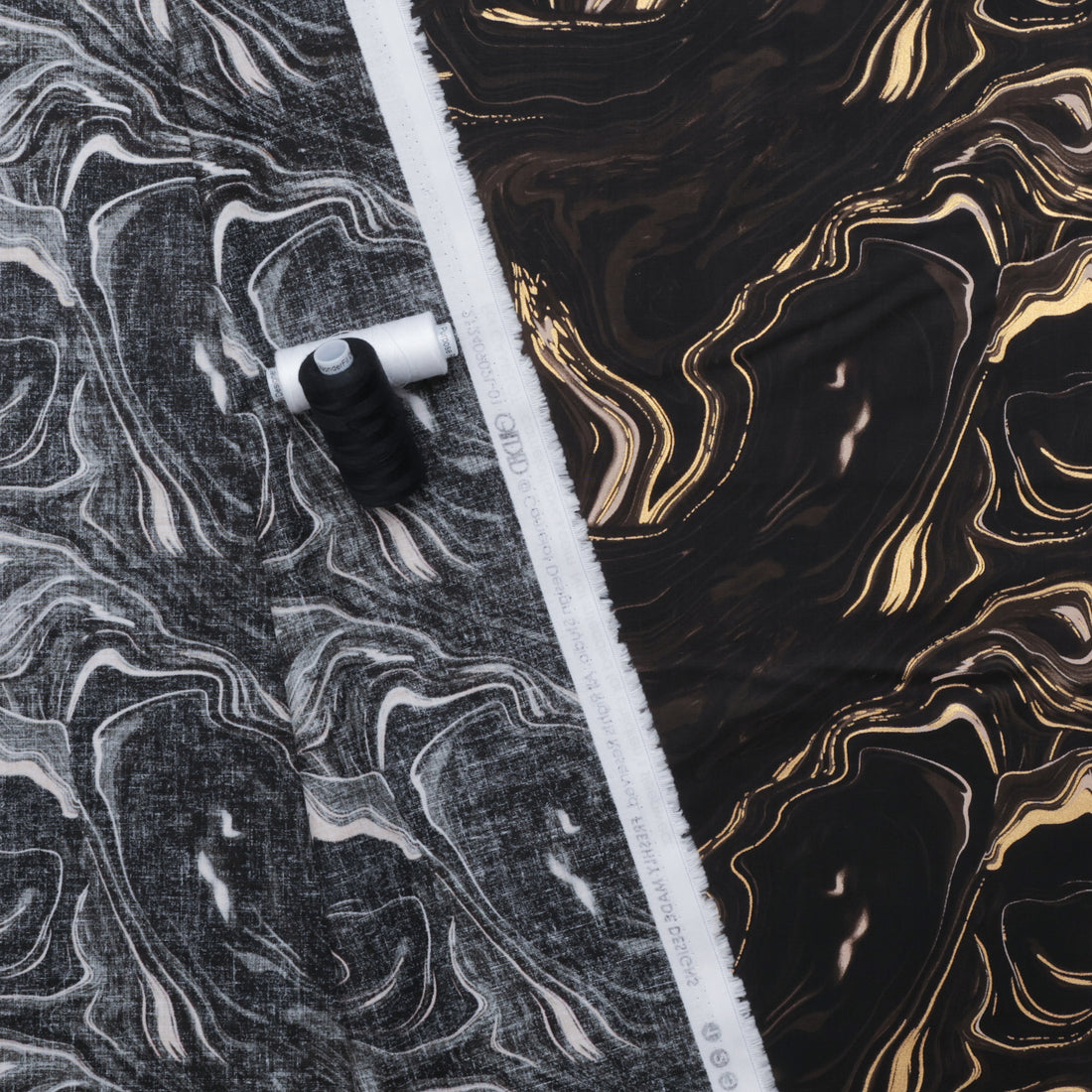 Camelot - Cotton - Gilded Collection - Gilded Ripples Black