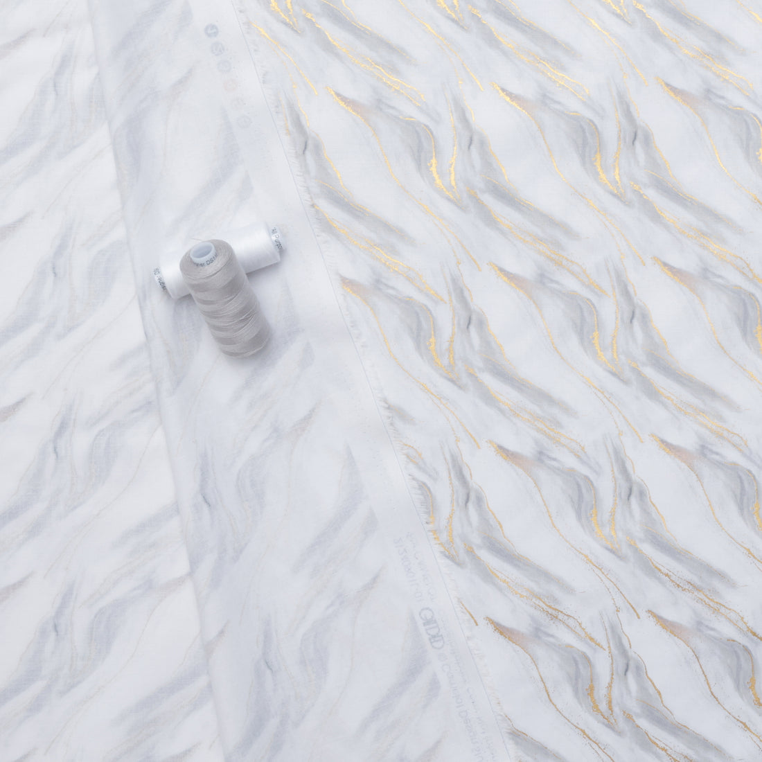Camelot - Cotton - Gilded Collection - Gilded Waves - White