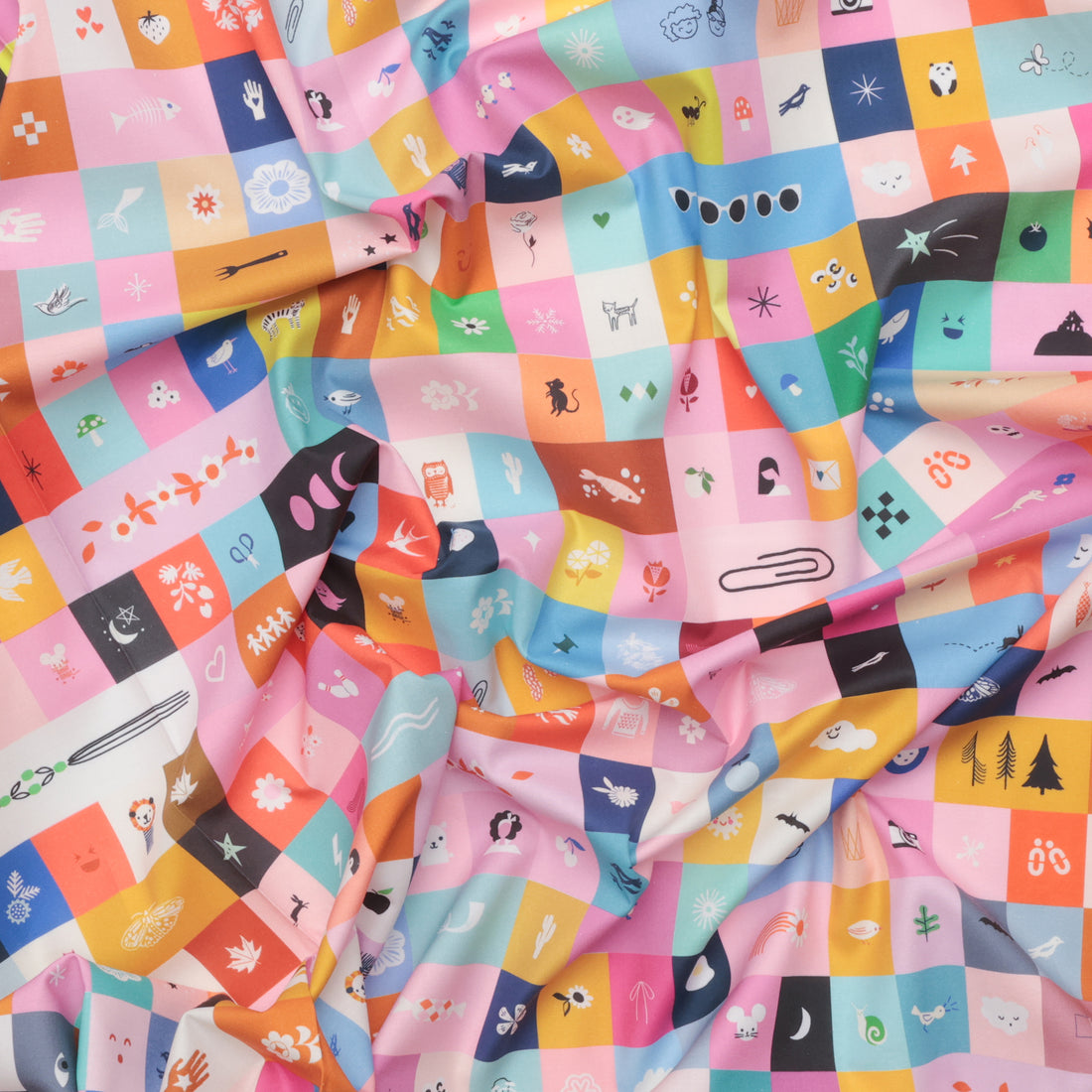 Ruby Star - Cotton - Selvedge Magic - Selvedge Icons - Multi