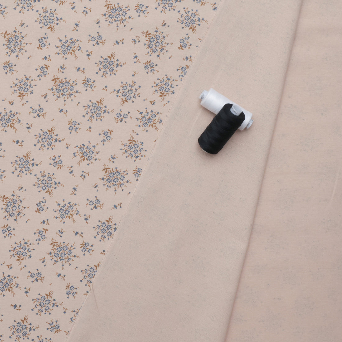 Katia - Cotton - Flannel Print - Gardenias Bouquet