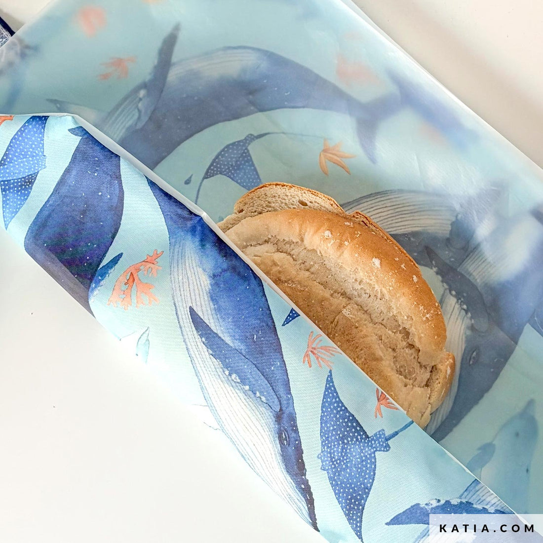Katia - DIY WOW - Cover Woven Print - Whales & Sea