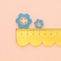 Sarah Hearts - Buttons - Blue Daisy - Small